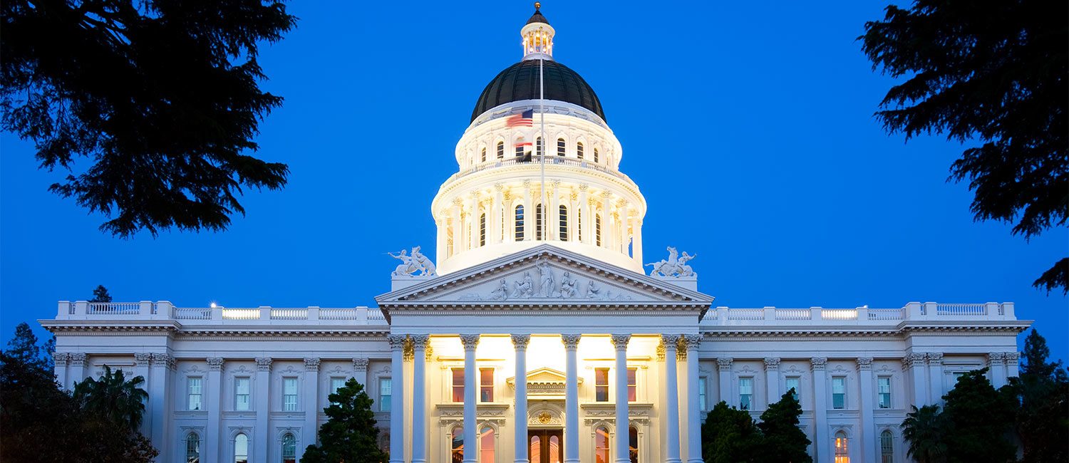 Califonia-State-Capitol-Building-in-Sacramento